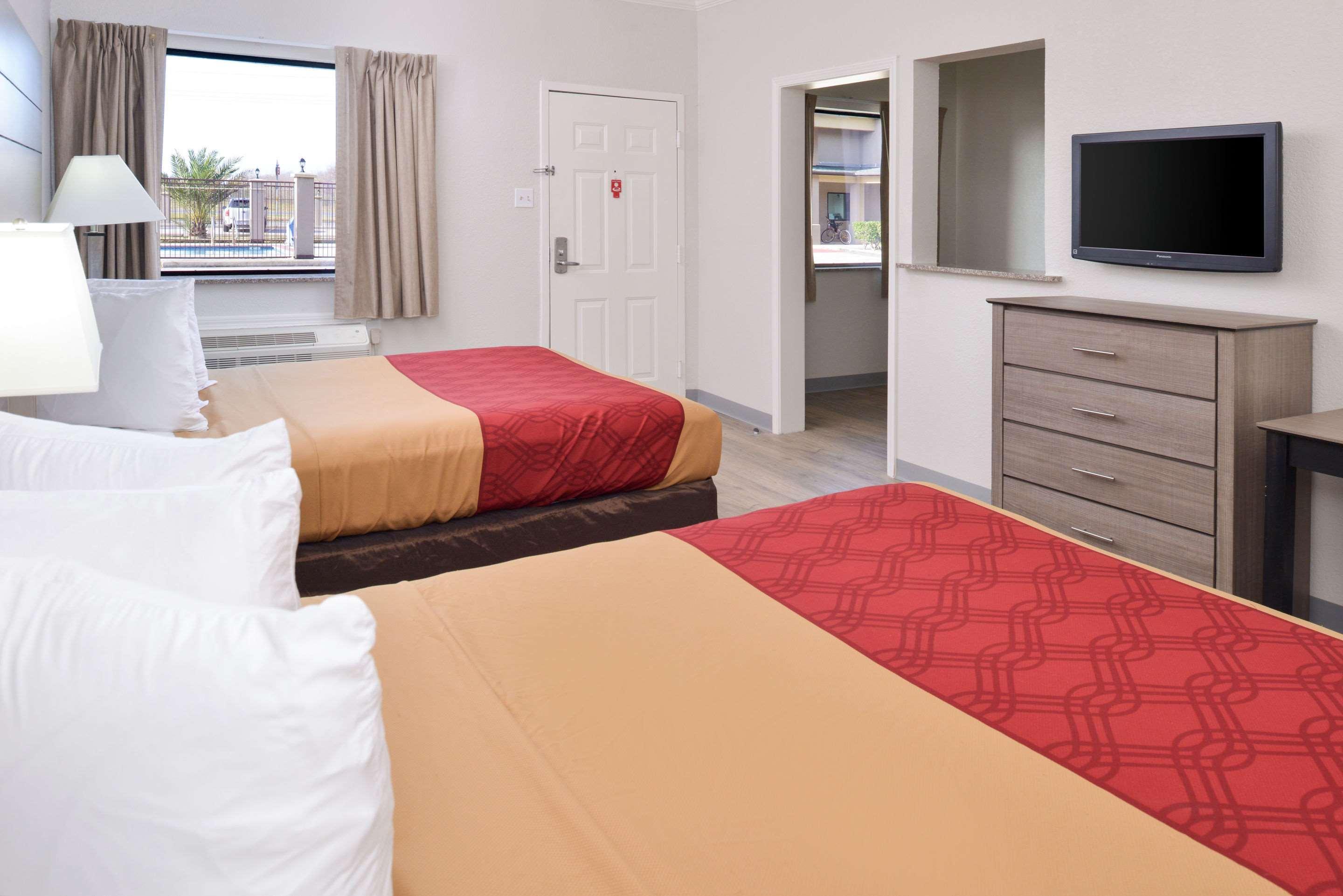 Econo Lodge Inn & Suites Port Arthur Near Sabine Pass Екстериор снимка