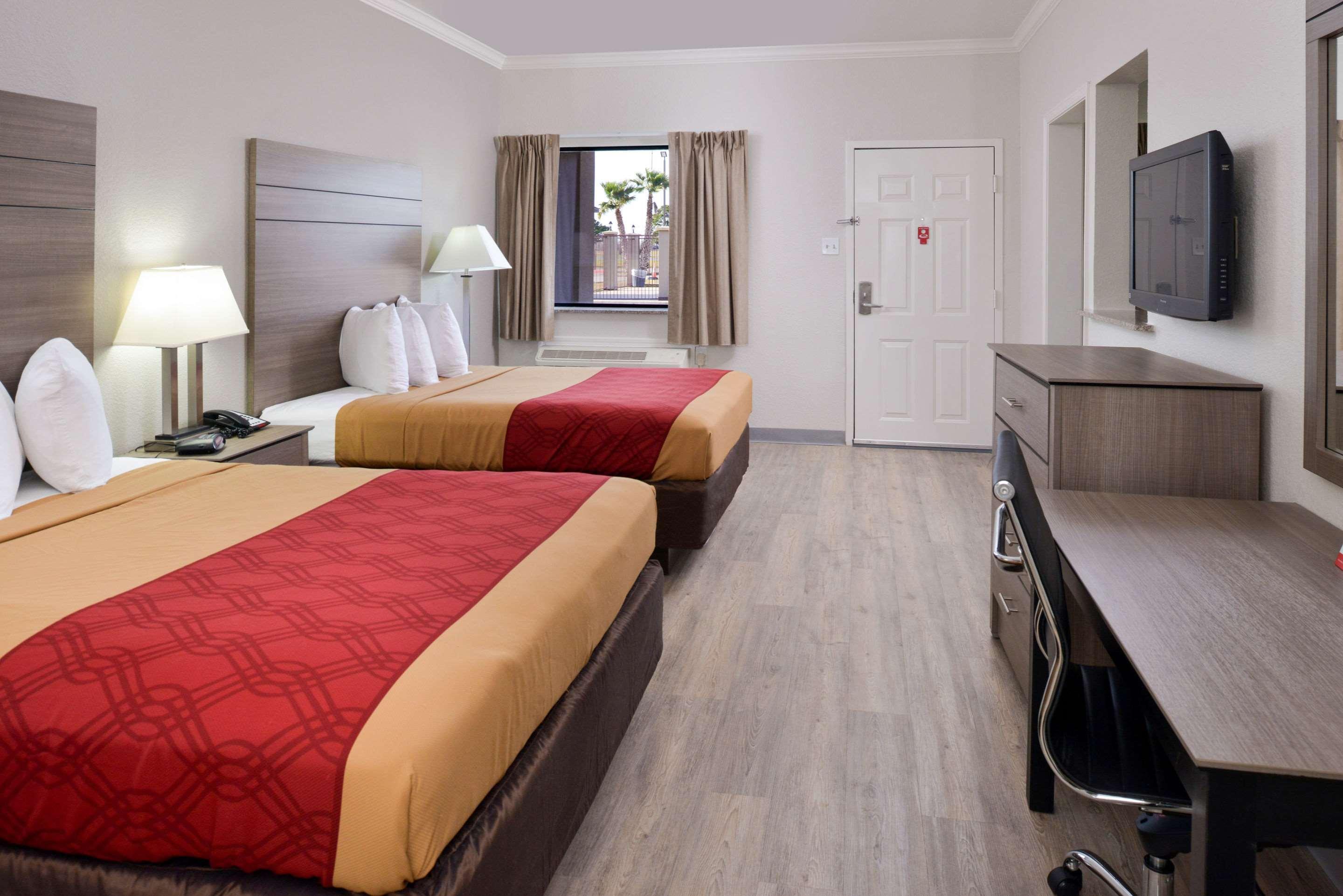 Econo Lodge Inn & Suites Port Arthur Near Sabine Pass Екстериор снимка