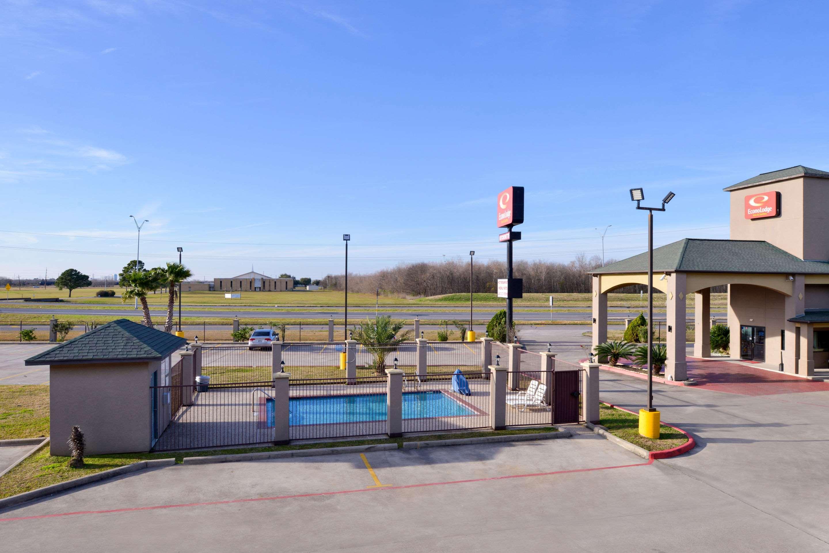 Econo Lodge Inn & Suites Port Arthur Near Sabine Pass Екстериор снимка